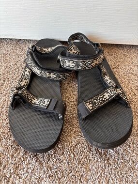 Teva Original Universal Sandals Womens 10 White Black Strappy Sport Sandal